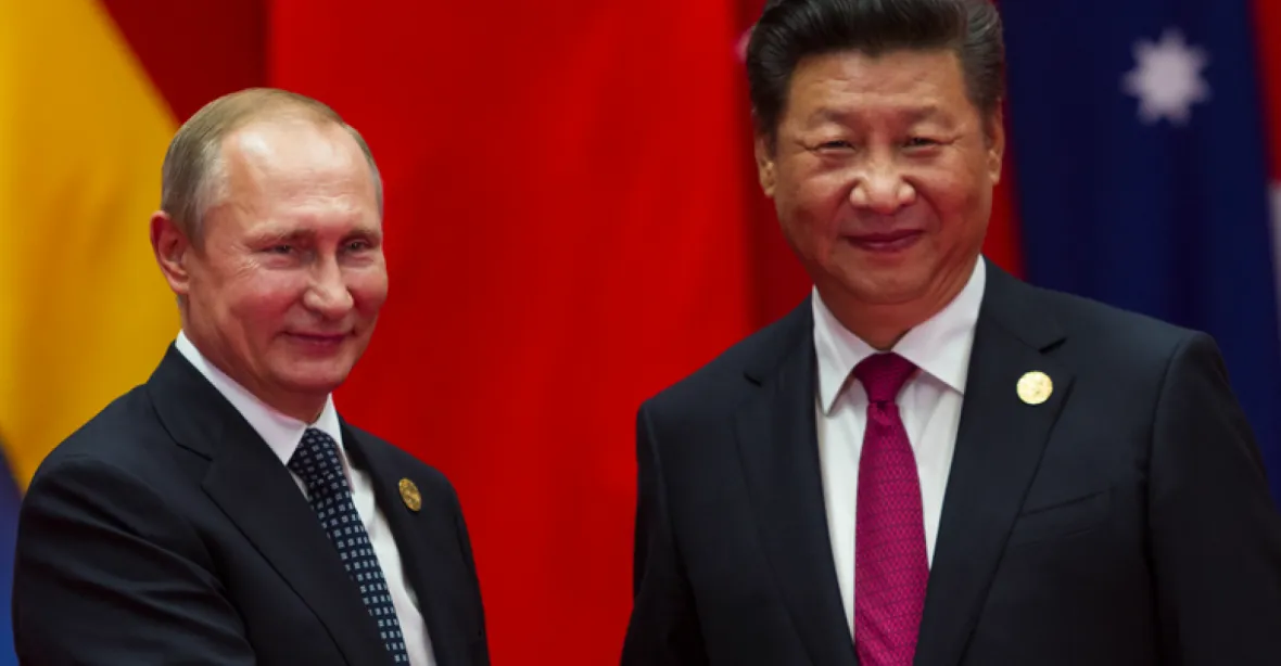 Rusko pomůže Číně vybudovat protiraketový deštník, oznámil Putin