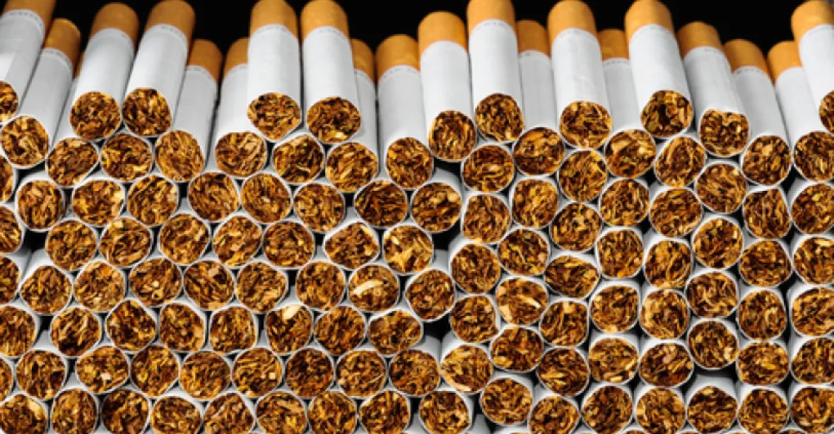 Lihoviny a cigarety zdraží. Prezident Zeman podepsal zvýšení daně