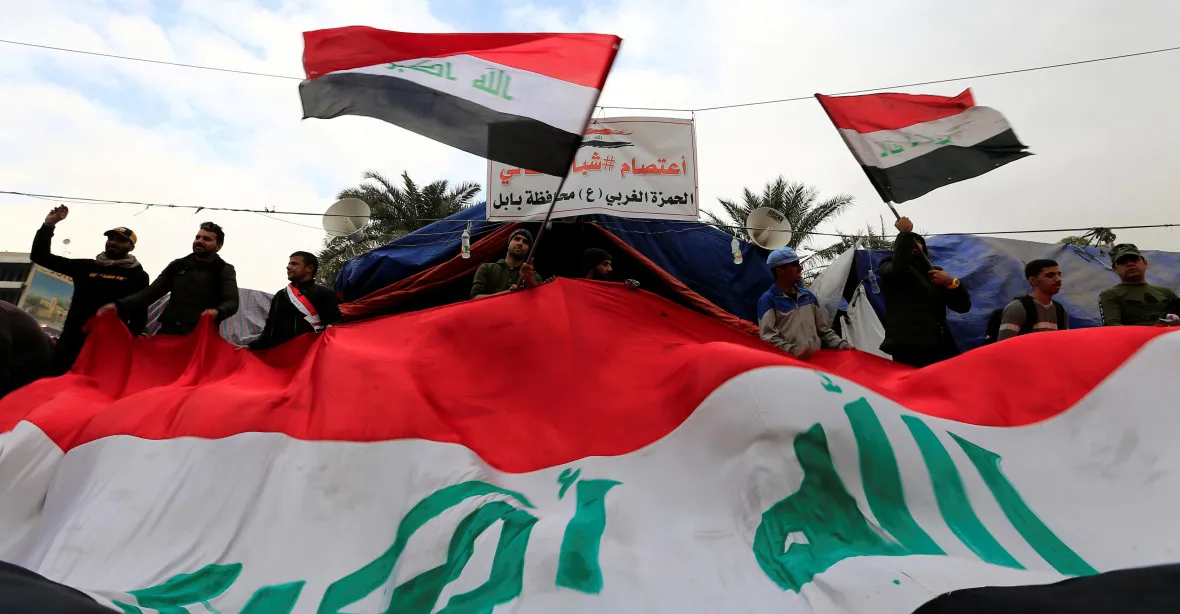 Iráčané vnikli na ropné pole a vyřadili z provozu řídící stanici