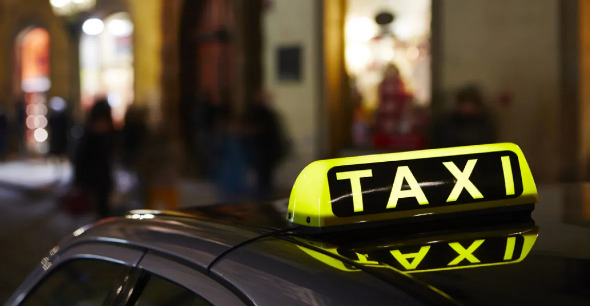 Taxi v Praze prodraží z 28 na 36 korun za kilometr