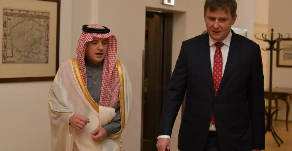 Saúdský ministr v Praze: Je třeba zamezit eskalaci konfliktu na Blízkém východě