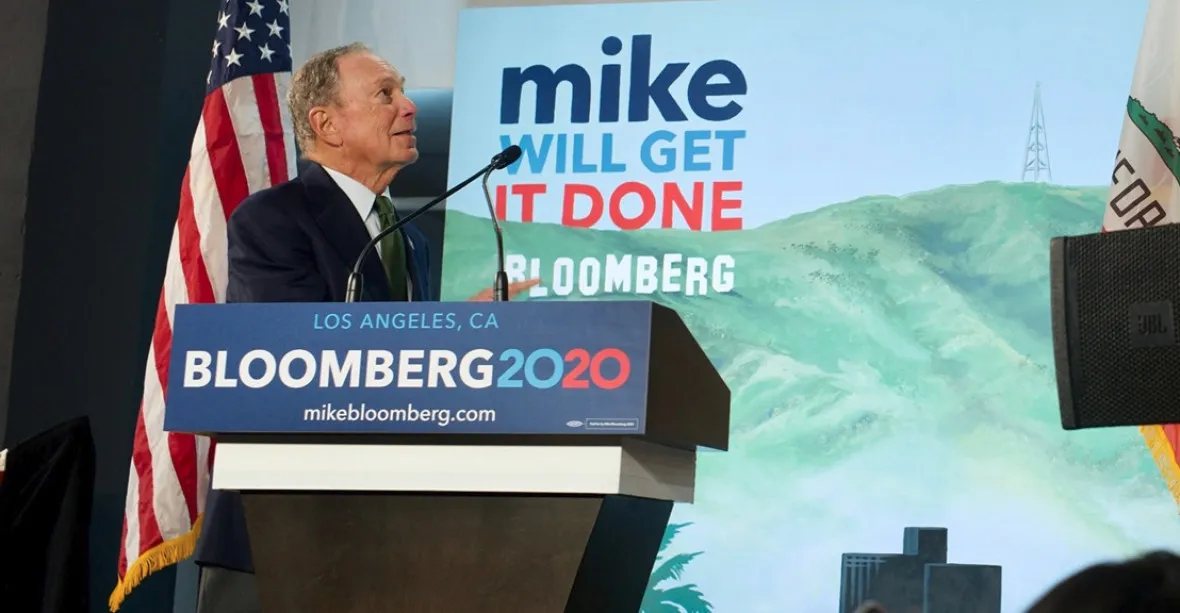 Bloomberg už za prezidentskou kampaň utratil 4,5 miliardy. Sází na neobvyklou strategii