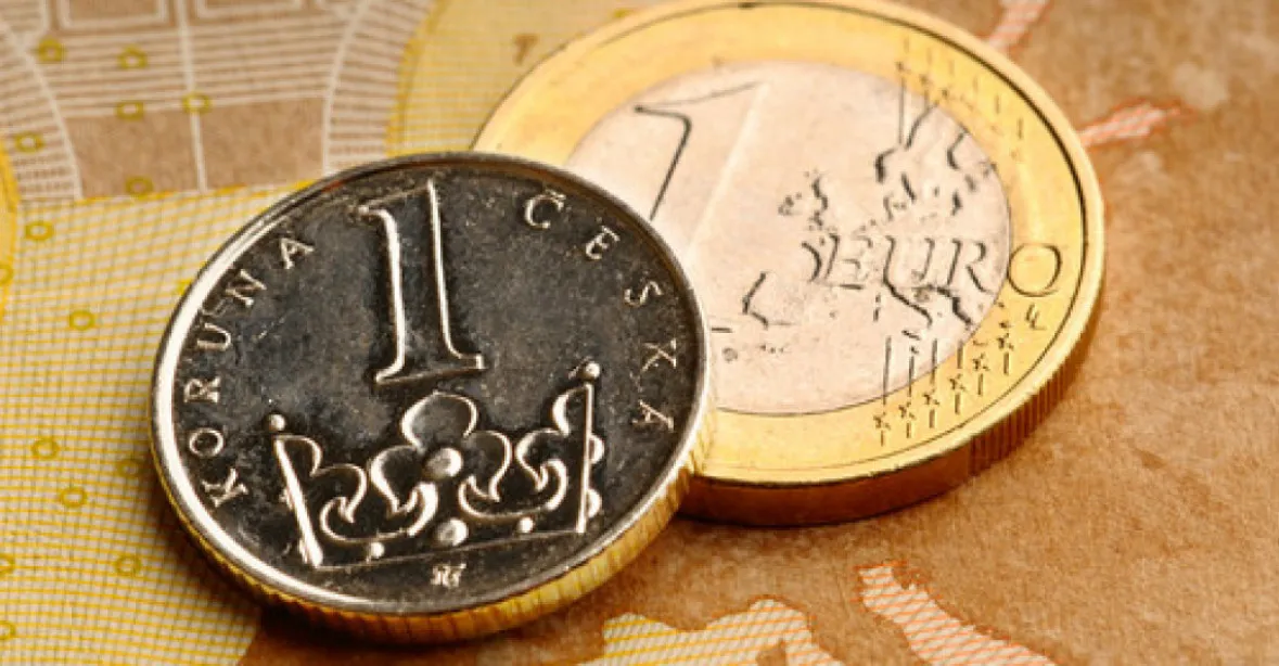 Koruna je aktuálně ve vztahu k euru nejsilnější za posledních 7 let