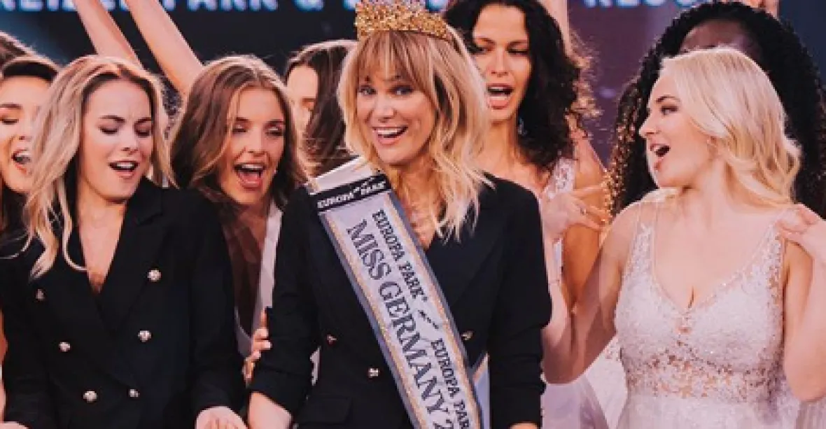 Německo má nejstarší Miss v historii. Zvolila ji porota složená pouze z žen