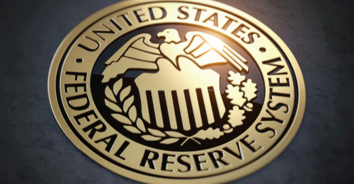 Fed překvapivě snížil základní úrok o půl procentního bodu