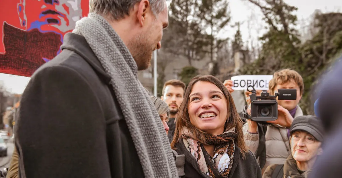 Divné, divošské a absurdní. Mluvčí ruské diplomacie kritizovala nové náměstí Borise Němcova