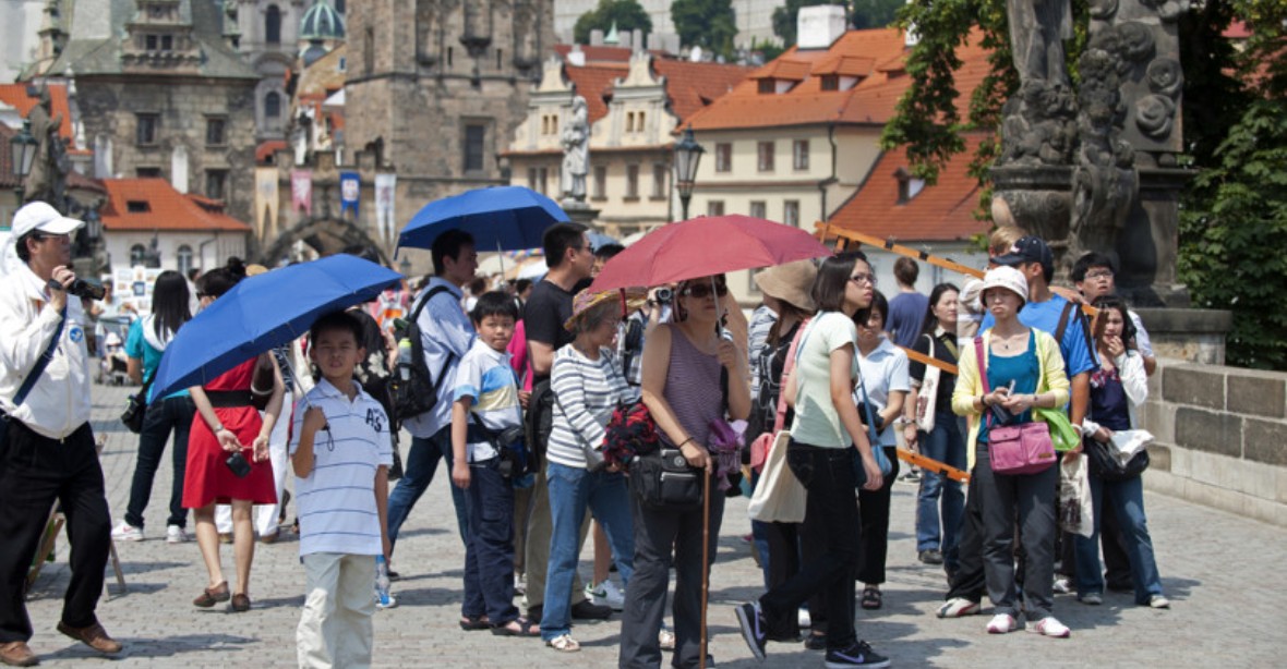 Cestovní ruch v Česku se v 1. čtvrtletí kvůli koronaviru propadl o více než pětinu