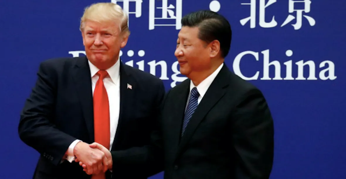 Trump je zklamán jednáním Číny. Nechce jednat se Si Ťin-pchingem a zvažuje přerušení vztahů
