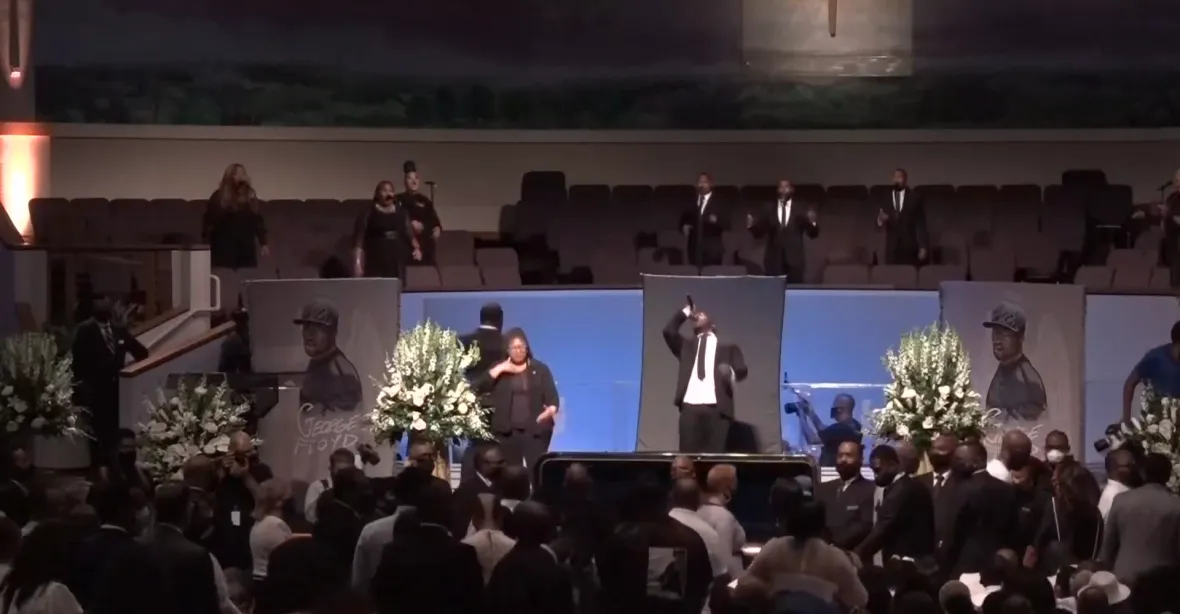 V USA se konal pohřeb Floyda, jenž zemřel po zákroku policie