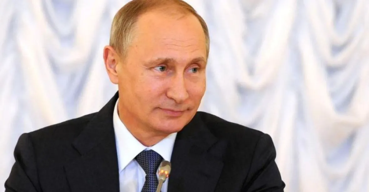 Bývalý gubernátor bezprecedentně zažaloval Putina. Pár dní před soudem zemřel