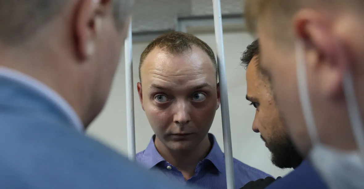 V Rusku zadrželi poradce Roskosmosu. Prý vynášel informace českým tajným službám