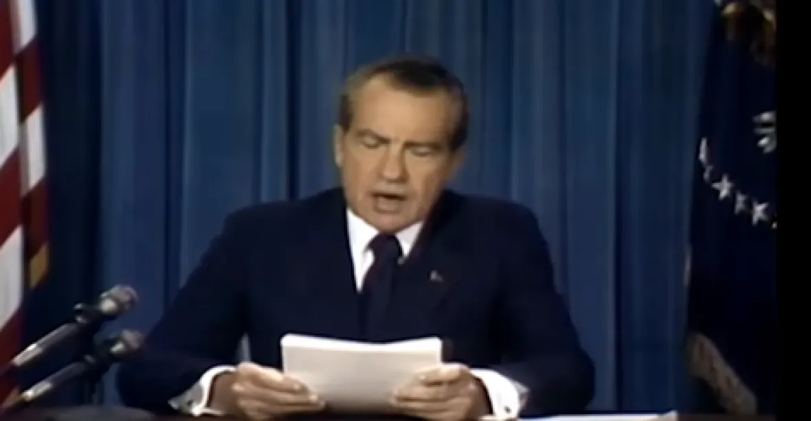 VIDEO: Úmrtí hrdinů na Měsíci. Už není naděje. Nixonův projev, který nezazněl
