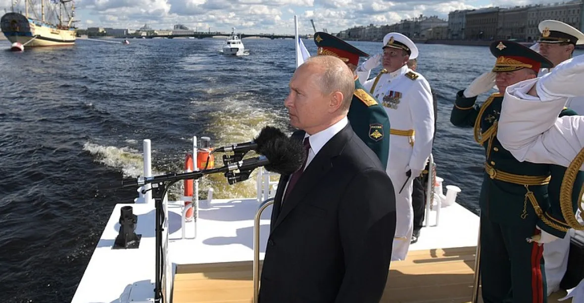 Námořnictvo dostane nadzvukové jaderné zbraně, oznámil Putin