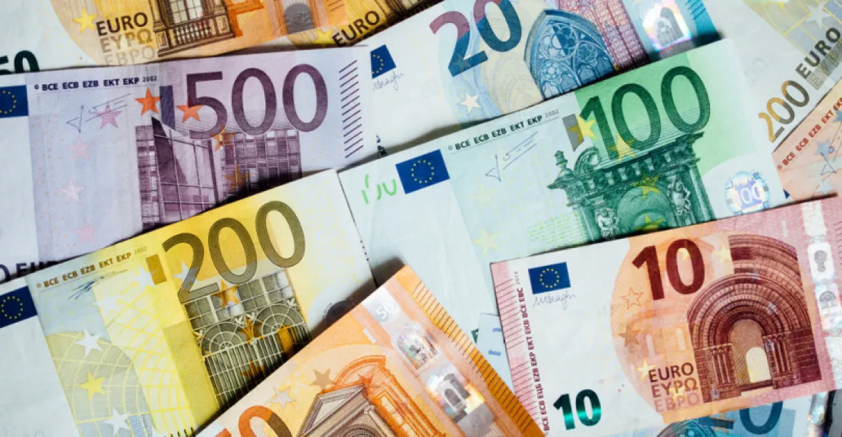 EU zvýšila kvůli koronavirové krizi dotace, Česko bude moci čerpat až 960 miliard korun
