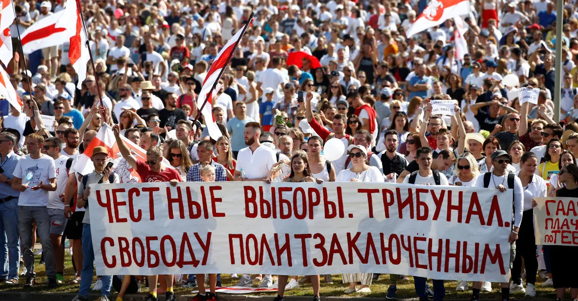 Bělorusko zahájilo trestní stíhání všech opozičních vůdců včetně Cichanouské