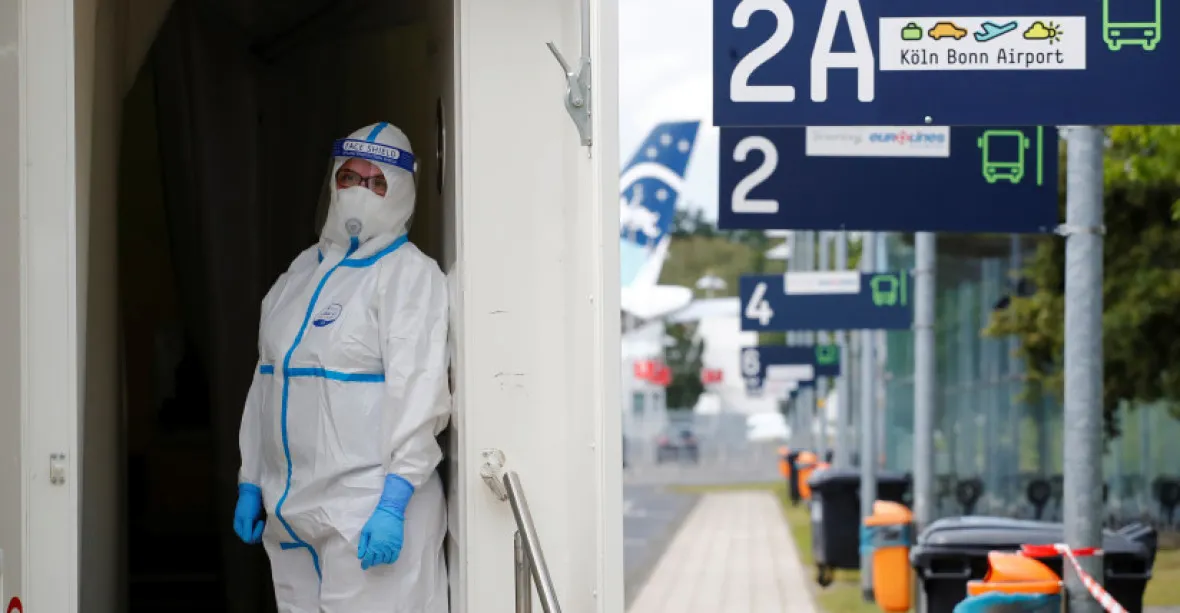 Die Welt o šíření koronaviru v Česku: „Ztráta kontroly, která nemá v Evropě obdoby“