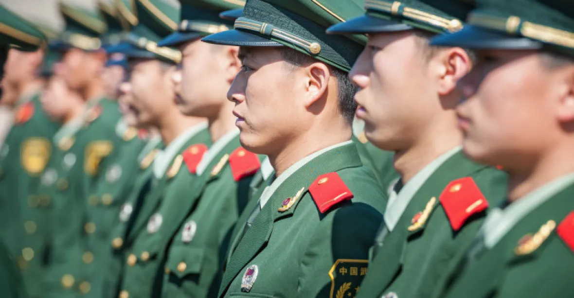 Peking vyhlásil program na zabránění feminizace čínských mužů a mladíků