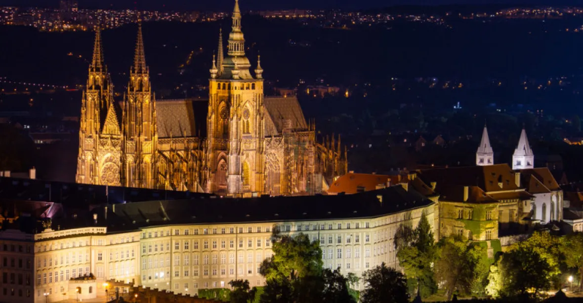 Praha má nejpopulárnější hrad. Na Instagramu předčil Edinburgh nebo sídlo Alžběty II.