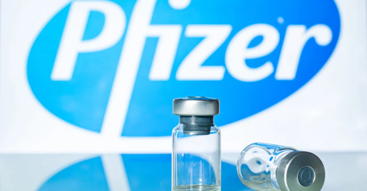 Izrael neplatí za vakcíny, Pfizer pozastavil dodávky, píše Jerusalem Post