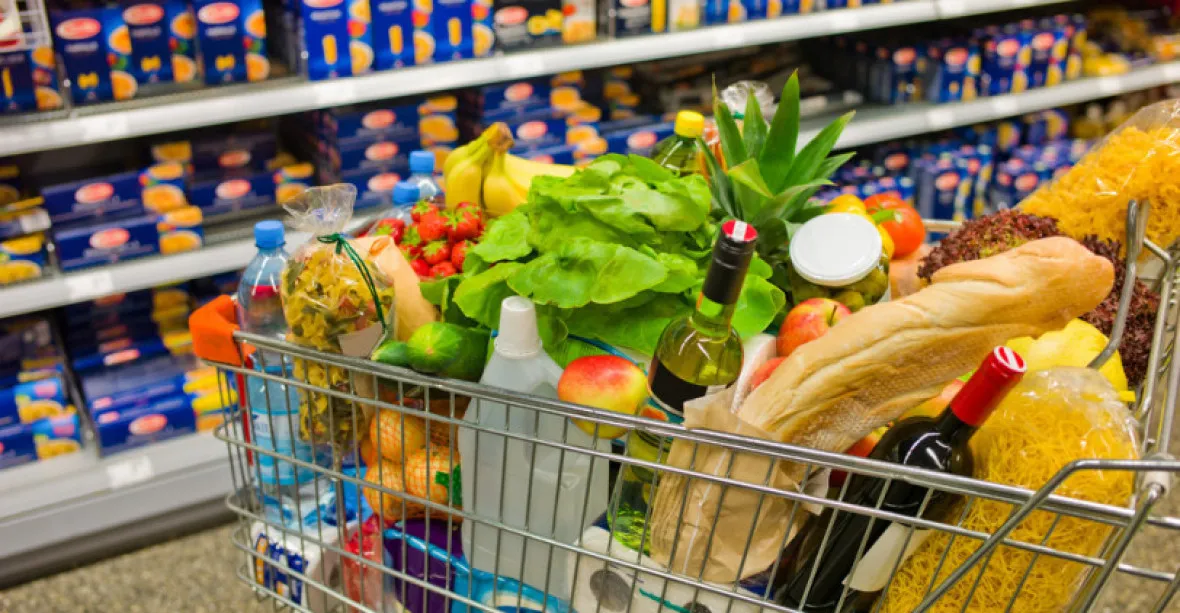 Kvóty na vybrané tuzemské potraviny v obchodech nebudou, rozhodla sněmovna