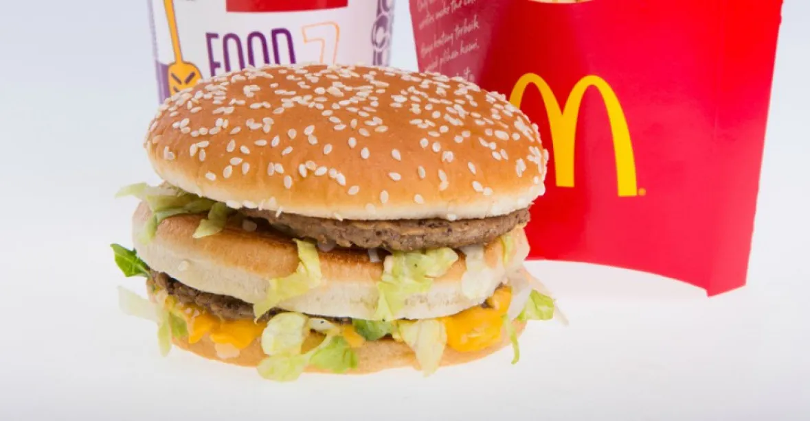 Aktivisté zablokovali sklady McDonald’s. Požadují konec živočišných produktů v menu