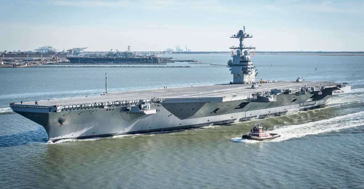 VIDEO: Výbuch 18 tun trhaviny u USS Gerald Ford – největší letadlové lodě na světě