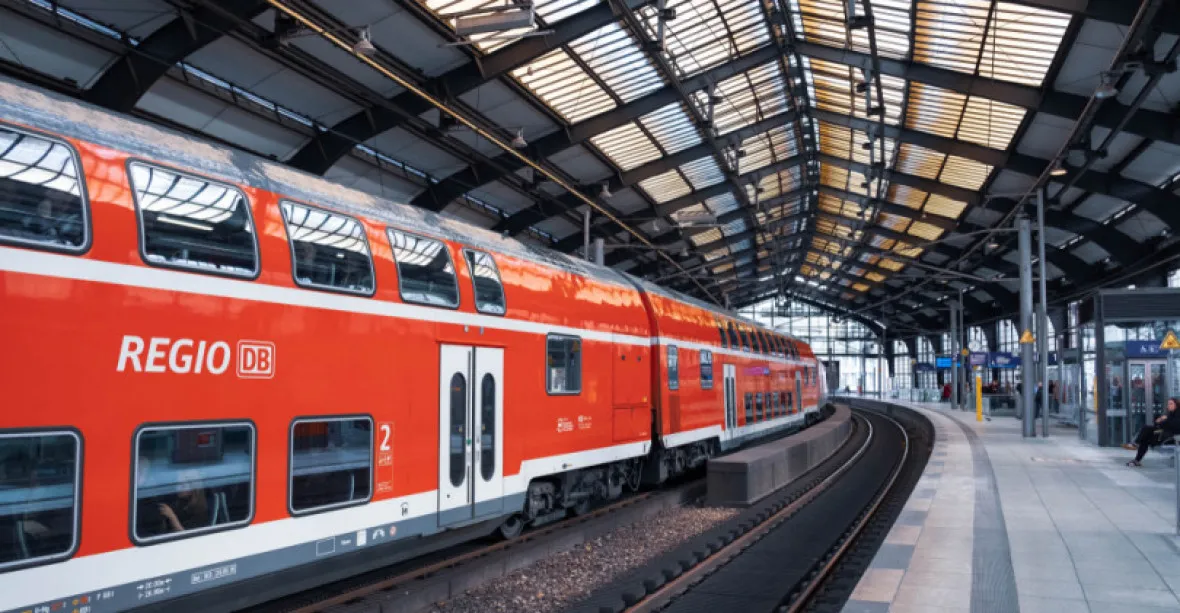 Dopravu v Německu ochromila stávka strojvedoucích. Miliony lidí mají problémy, nejezdí ani S-Bahn