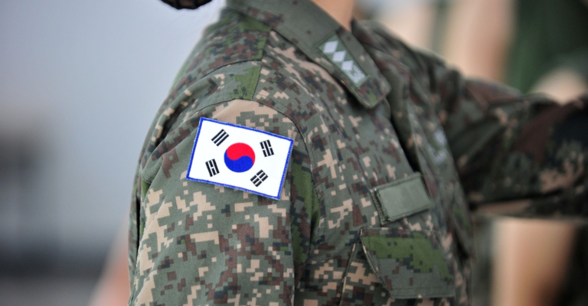 Sexuální skandál v jihokorejské armádě. Po smrti vojačky rezignoval i náčelník generálního štábu