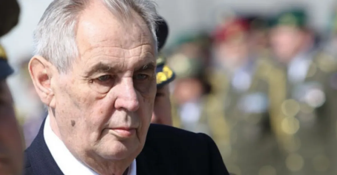 VIDEO: Personální veto prezidenta je v rozporu s ústavou, tvrdil Zeman jako premiér