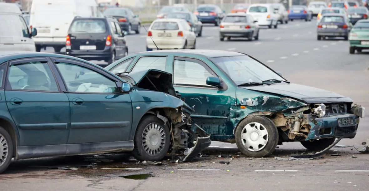 Dopravní nehody si loni v ČR vyžádaly 468 obětí, meziročně o devět víc