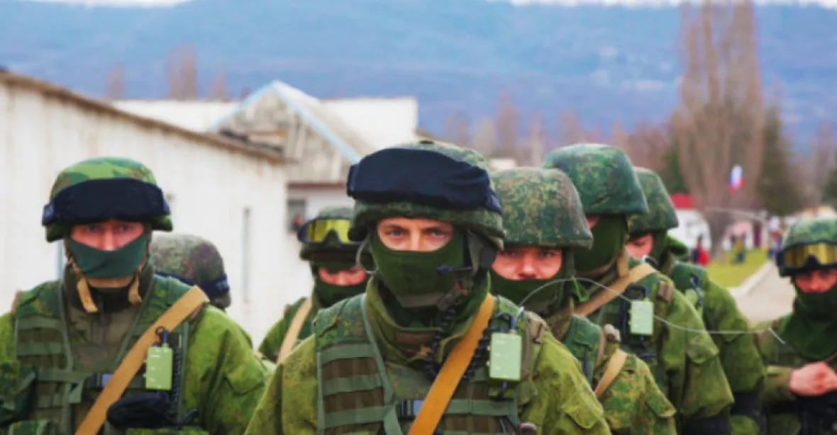 První den bojů: Rusko si pochvaluje splněné cíle. Ukrajina hlásí desítky mrtvých