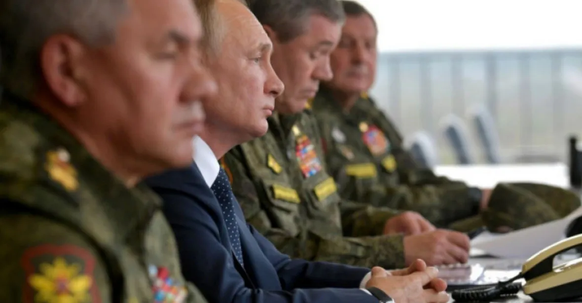 Jaderné strašení prezidenta Putina: Rozkaz by museli potvrdit další dva muži