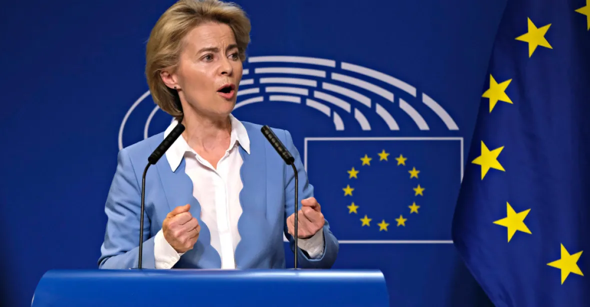 EU proti dezinformacím. „Mám strach ze seznamů nevhodných názorů,“ říká Zahradil