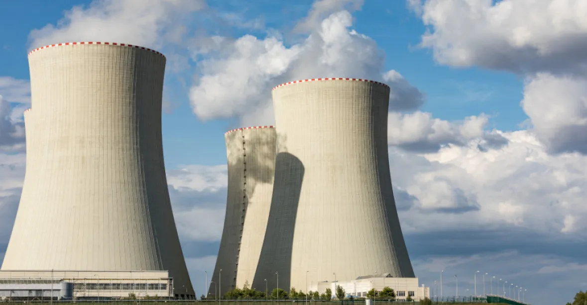 Británie chce do roku 2050 postavit až sedm jaderných elektráren