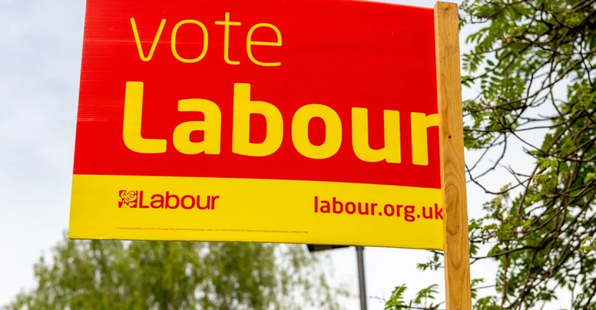 Opoziční labouristé vyhráli komunální volby ve Westminsteru i jinde v Londýně