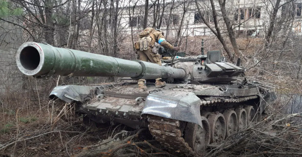 Špatná zpráva pro Ukrajinu: Západu se tenčí zásoby zbraní, které může dodávat