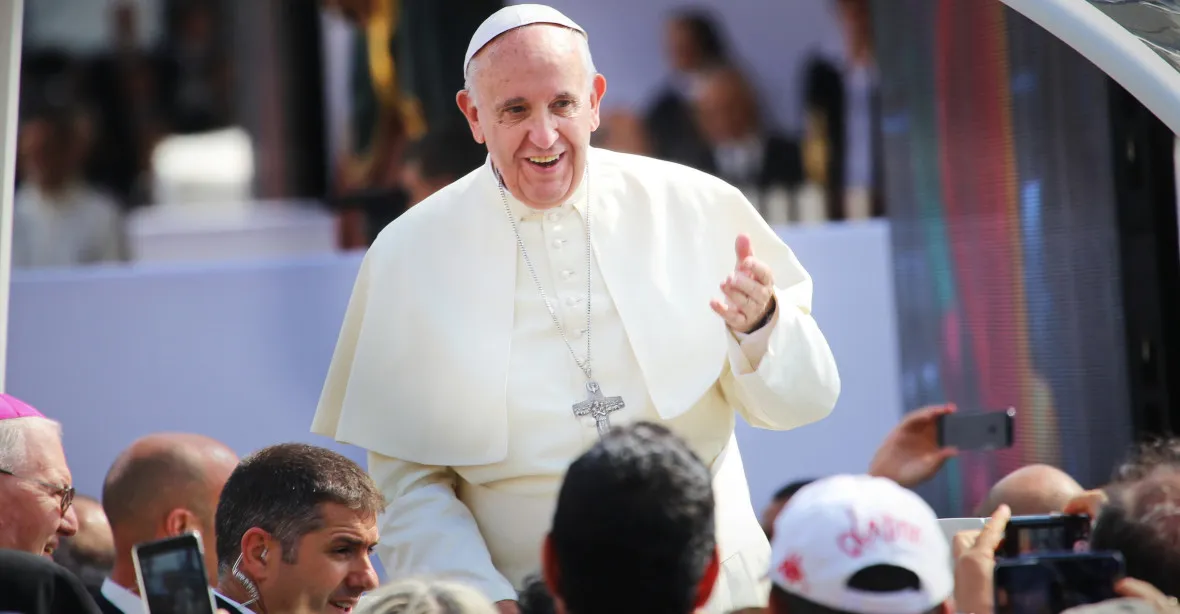 Transsexuálové u papeže Františka ve Vatikánu. „Jsou to také Boží děti,“ uvedl