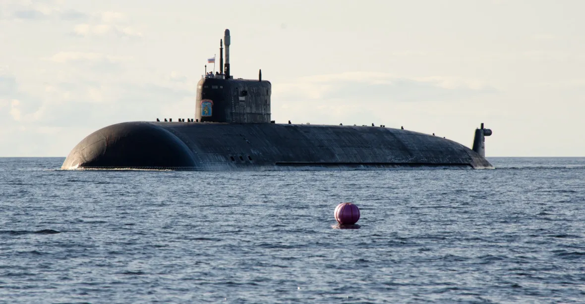 „Zbraň soudného dne.“ Od největší ponorky světa si Rusové slibují „radioaktivní tsunami“