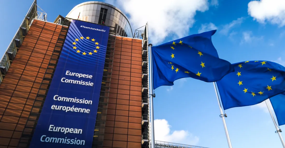 Evropská komise navrhla cenový strop na plyn, mohl by stát 275 eur za MWh