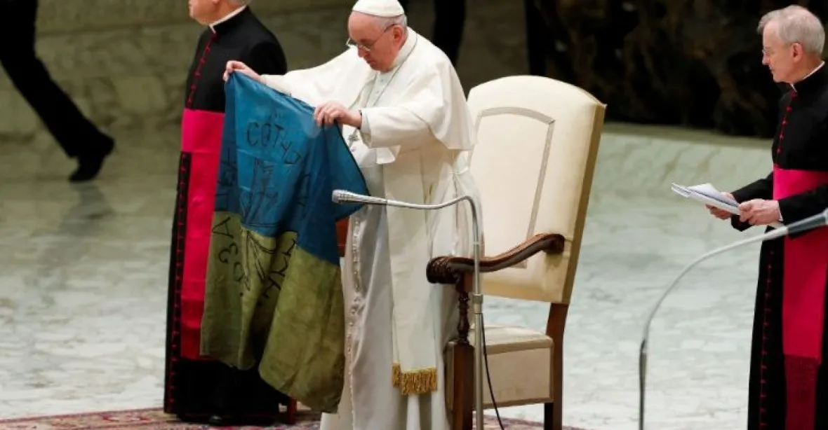 Papež přirovnal současnou válku na Ukrajině k ukrajinskému hladomoru z 30. let