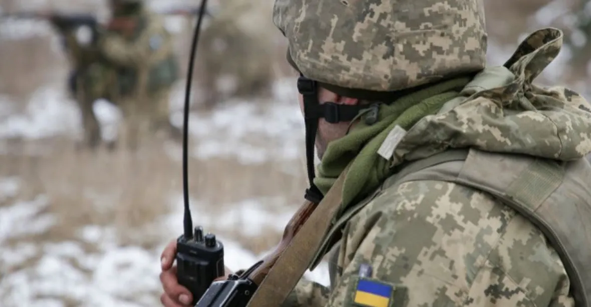 Obávaný nepřítel vojáků komplikuje boje na Ukrajině. Toto je rasputica