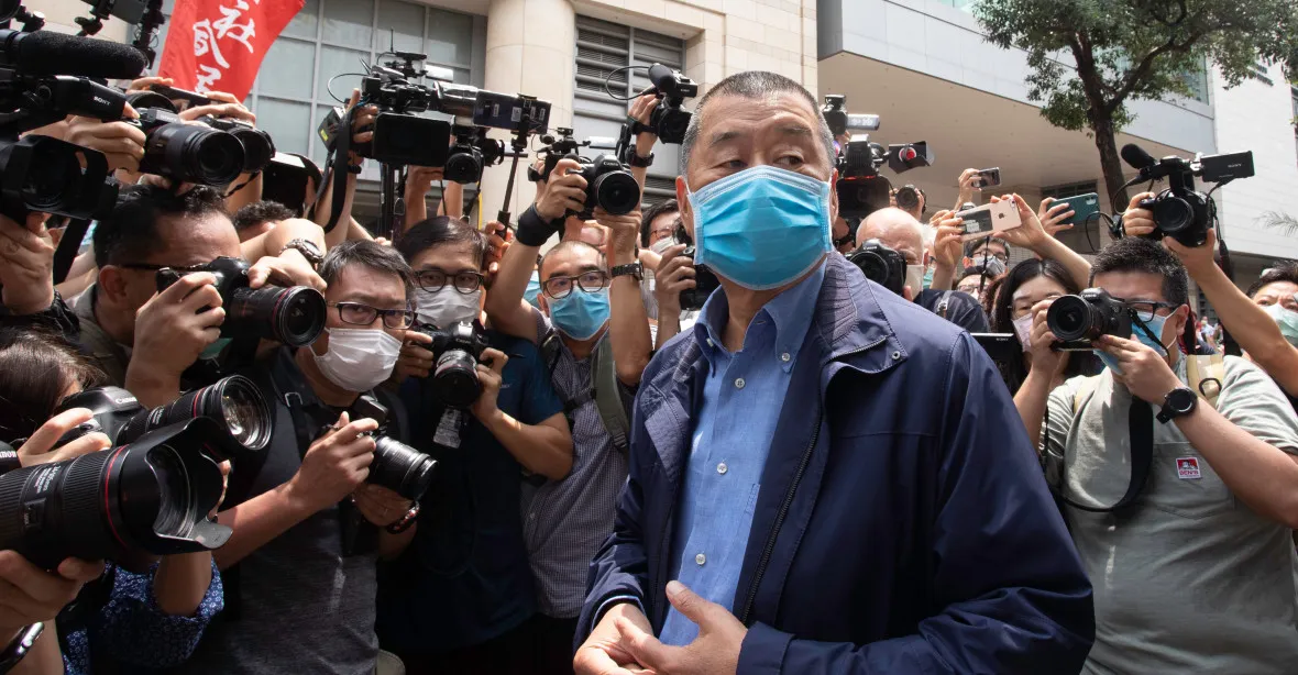 Soud v Hongkongu poslal magnáta Laie do vězení, má si odsedět skoro šest let