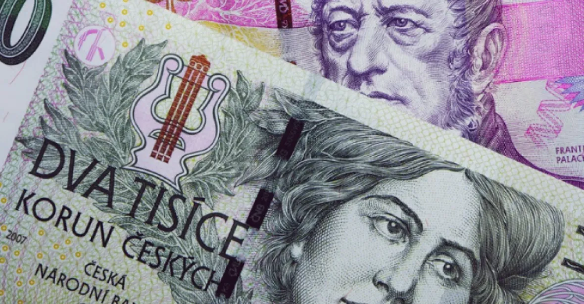 Bankám v Česku stoupl meziročně zisk o skoro 31 miliard korun