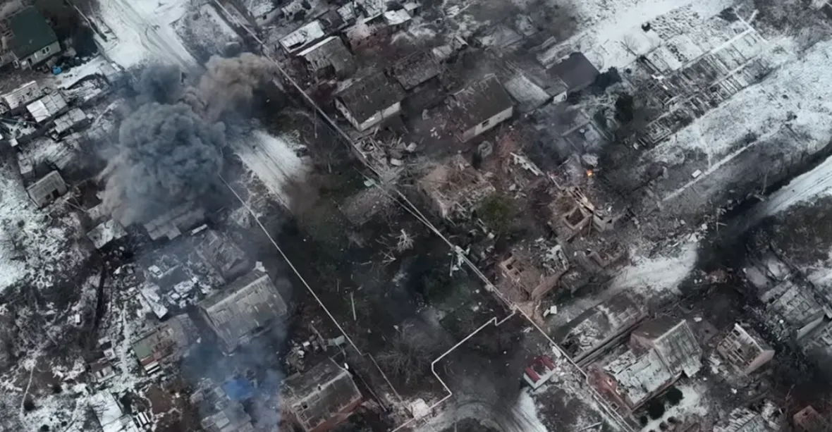 VIDEO: Ukrajinci zničili velitelství a sklad wagnerovců
