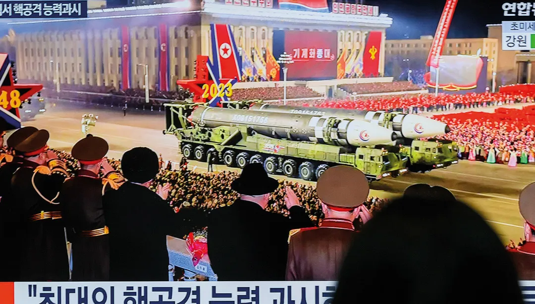 Kimův nový arzenál. KLDR zaznamenává ve zbraních dramatický pokrok