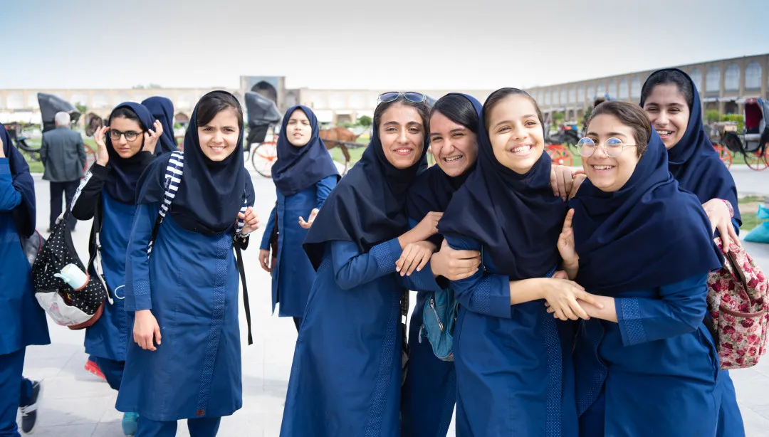 Útok dusíkem na deset studentek v Íránu. „Je to snaha zrušit výuku dívek“