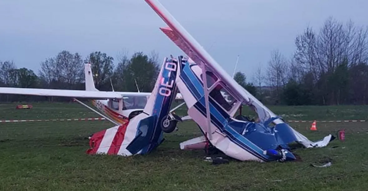 Dvě malá letadla se srazila u Klatov. Při nehodě se zranily i dvě děti