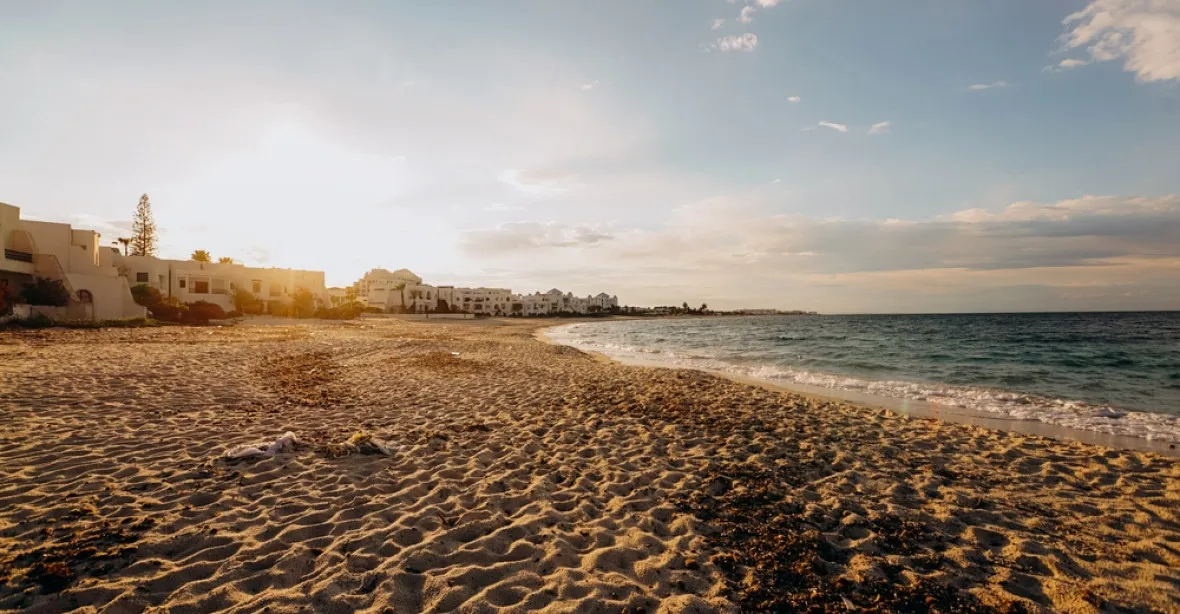 V Tunisku na pláži zemřela česká turistka