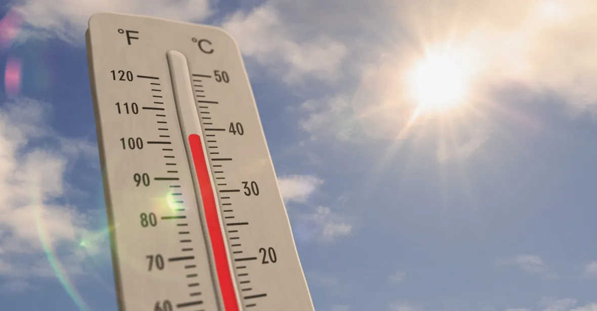 Velmi vysoké teploty sužují jih Evropy. Itálie očekává teploty atakující evropský rekord 48,8 stupně