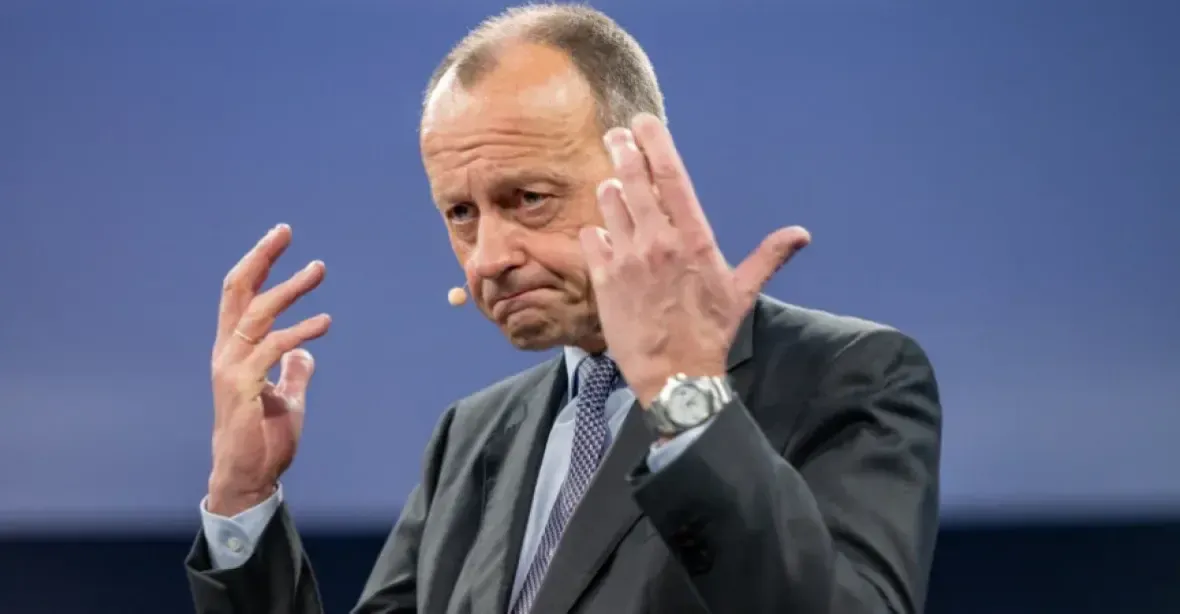 Šéf německé CDU naznačil spolupráci s AfD, po kritice svůj postoj změnil